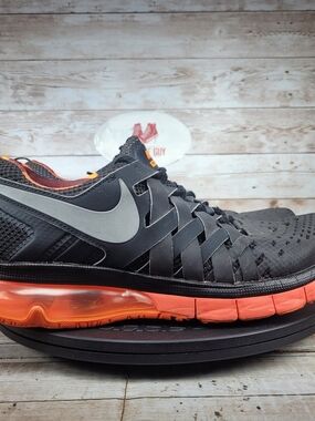 Nike Fingertrap Max NRG Sneakers Men's Size 10.5 Black Athletic Running Shoes
